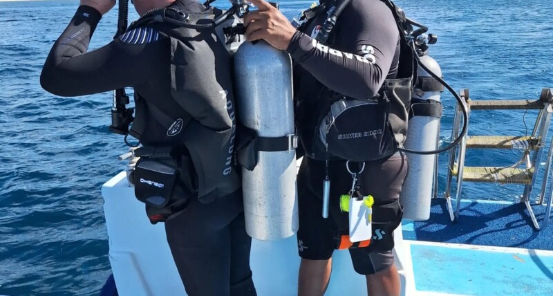 Snorkeling Beginner's Guide, Reduce Gas Consumption While Scuba Diving